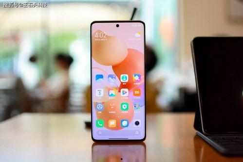 小米12最新消息爆料,旗舰性能再升级，全新设计亮相！